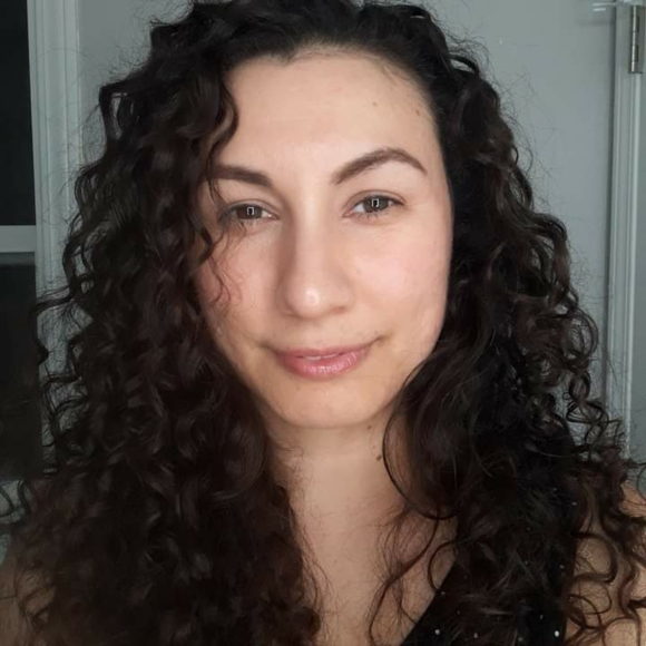 Meet your Posher, Esperanza - Picture 1 of 1